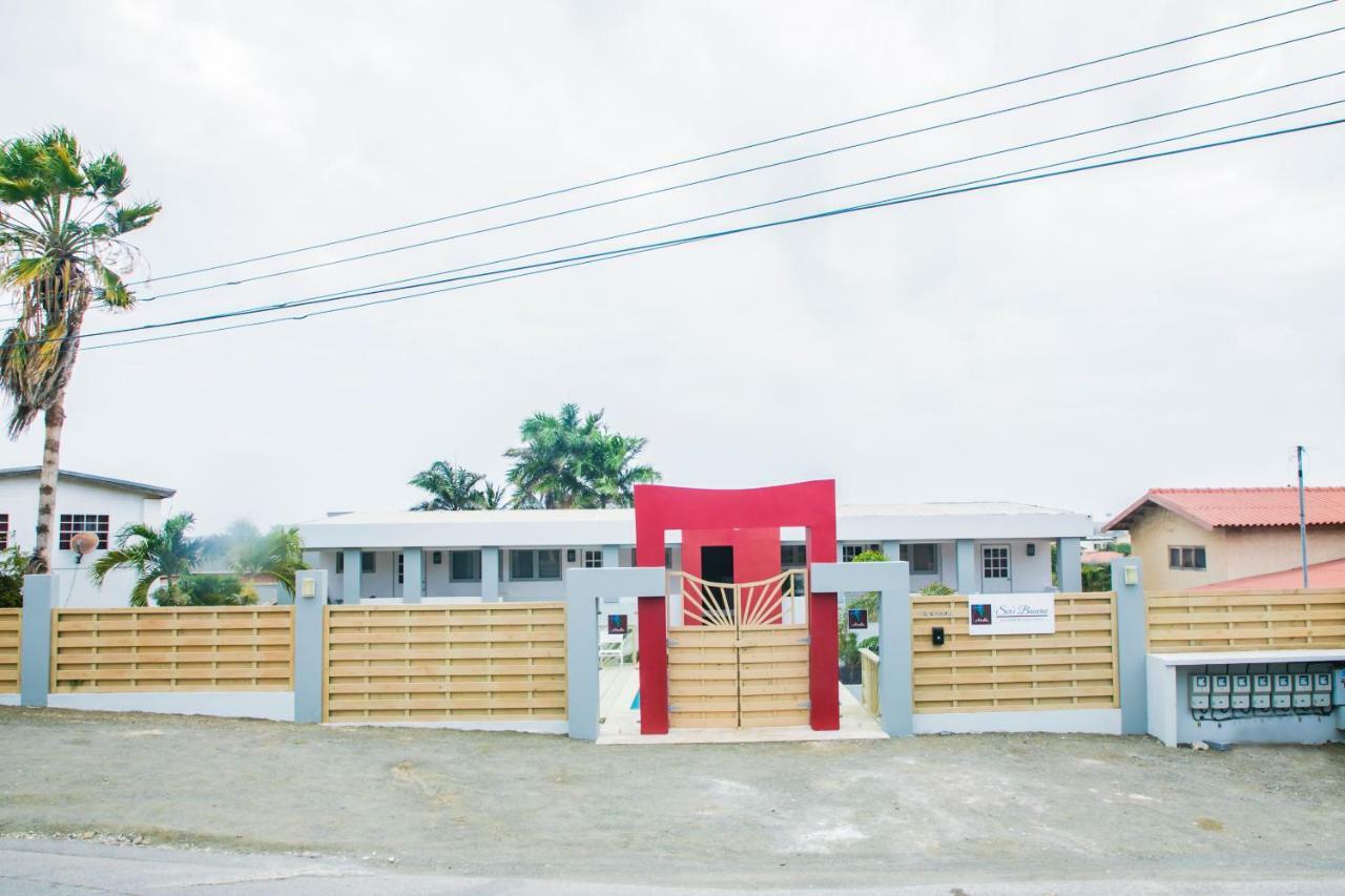 Ser'I Bucurui Accommodations 棕榈滩 外观 照片